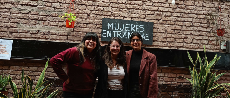 Mesa de trabajo 1 copia 3